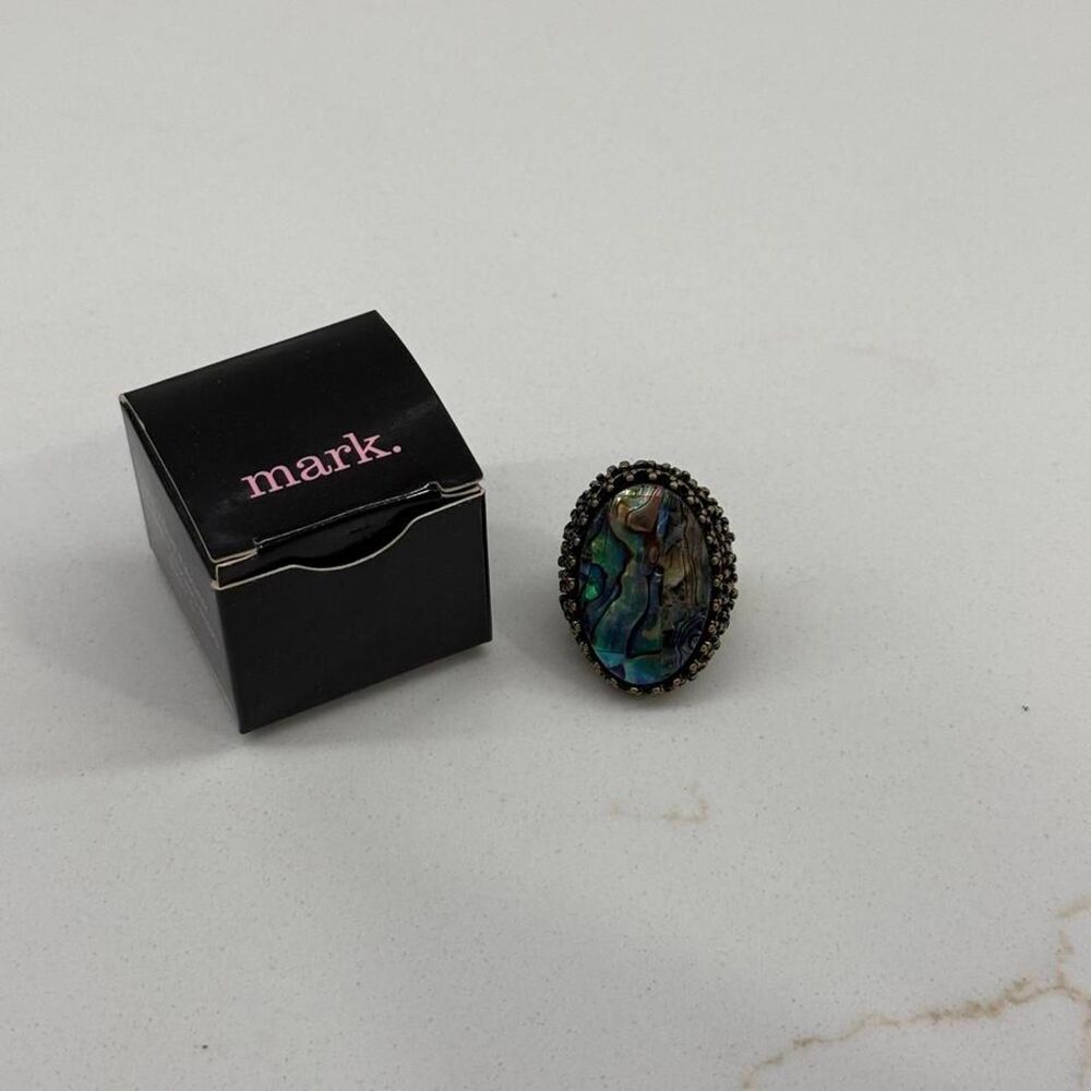 Brand new Avon Mark. Let Your Finger Do The Talking Ring